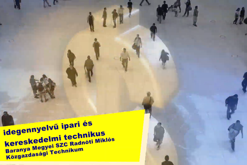 Idegenyelvű ipari és kereskedelmi technikus